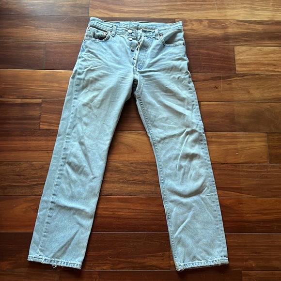 Vintage light wash 501 Levi’s - Picture 9 of 9
